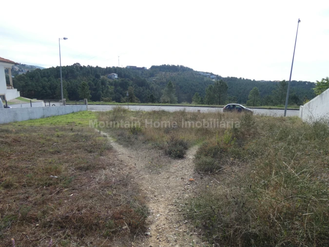 Terreno para Venda em Seia, São Romão e Lapa dos Dinheiros Foto 3