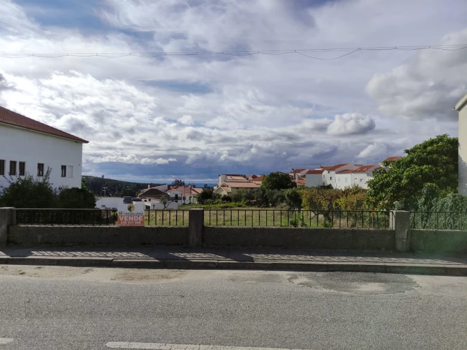 Terreno para Venda em Figueiró da Serra e Freixo da Serra Foto 3