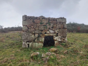 Quinta T0 para Venda em Rio Torto e Lagarinhos