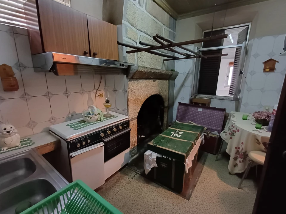 Moradia T3 para Venda em Juncais, Vila Ruiva e Vila Soeiro do Chão Foto 2