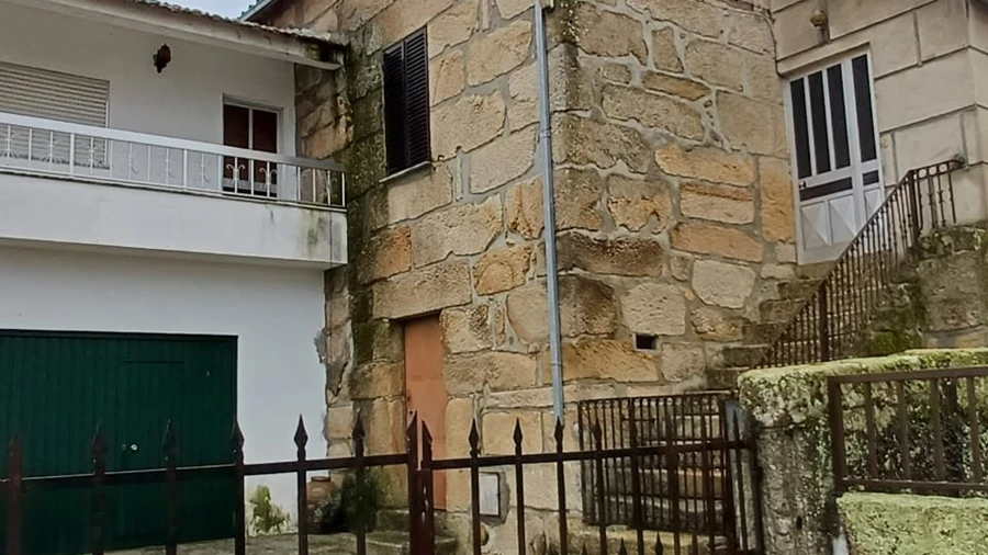 Moradia T3 para Venda em Juncais, Vila Ruiva e Vila Soeiro do Chão