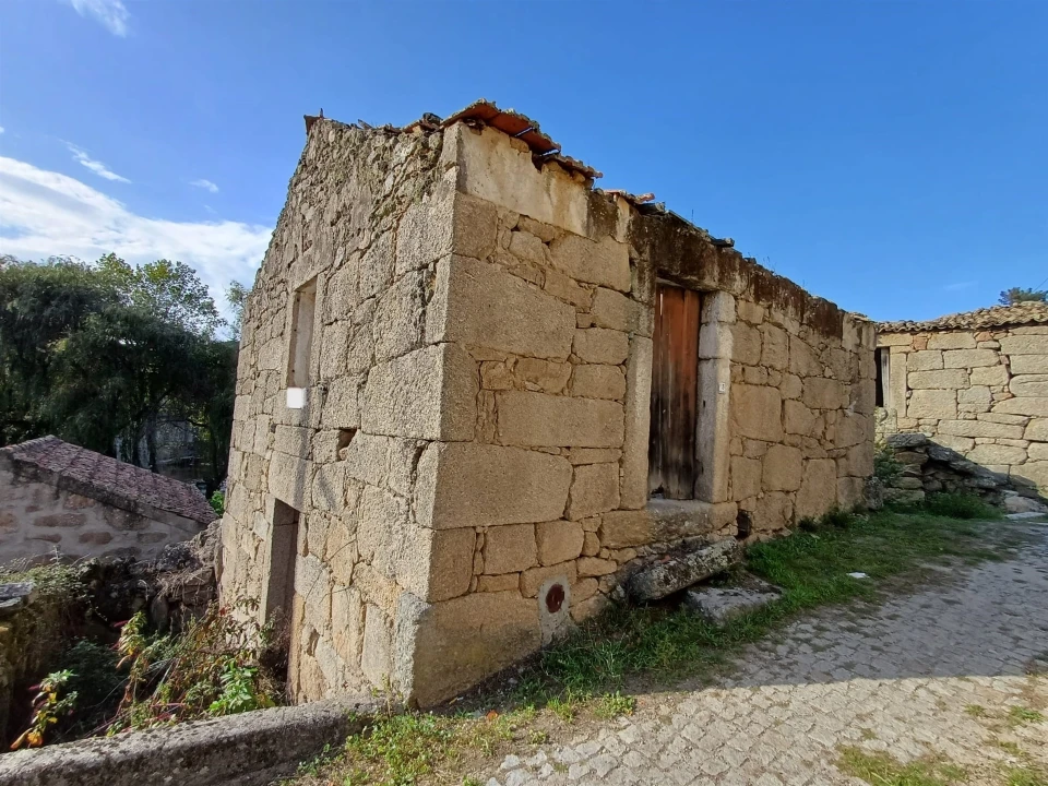 Moradia T0 para Venda em Vila Franca da Serra Foto 2