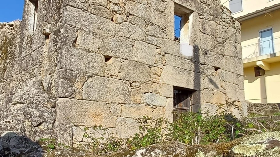 Moradia T0 para Venda em Vila Franca da Serra