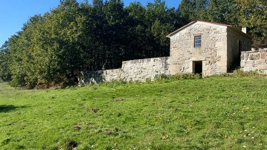 Quinta T0 para Venda em Santiago