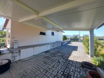 Quinta T1 para Venda em Santa Comba