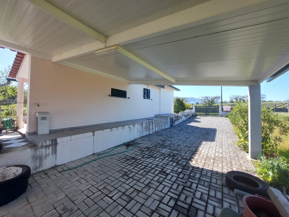 Quinta T1 para Venda em Santa Comba Foto 9
