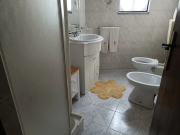 Moradia T4 para Venda em Paranhos
