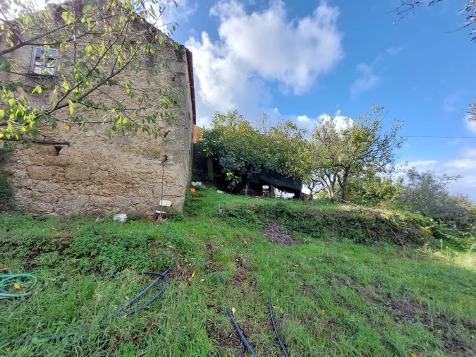 Quinta T2 para Venda em Seia, São Romão e Lapa dos Dinheiros Foto 7