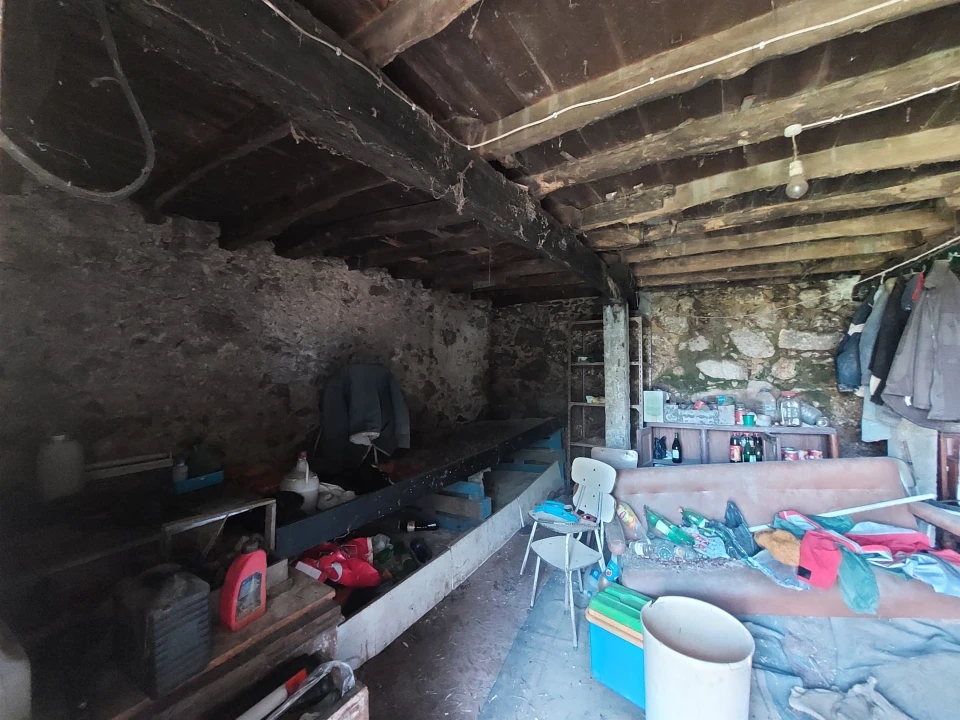 Quinta T2 para Venda em Seia, São Romão e Lapa dos Dinheiros Foto 12