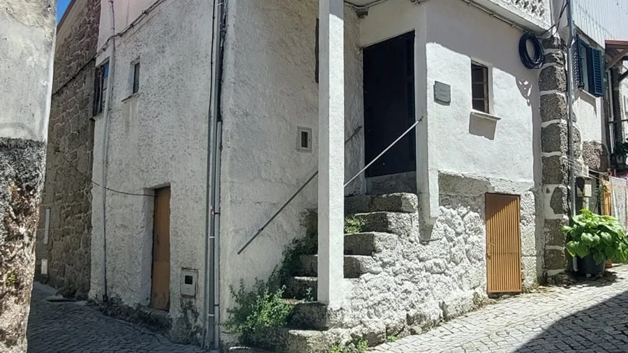 Moradia T2 para Venda em Sabugueiro