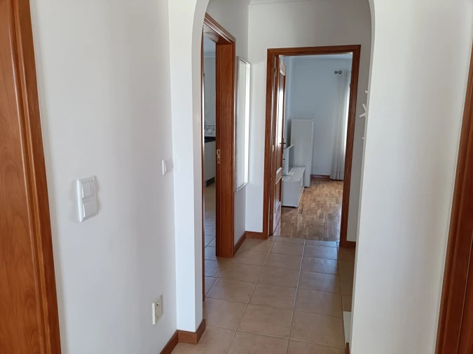 Moradia T4 para Venda em Seia, São Romão e Lapa dos Dinheiros Foto 3