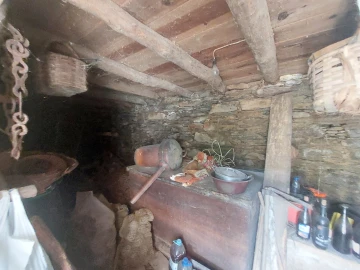 Moradia T2 para Venda em Vide e Cabeça