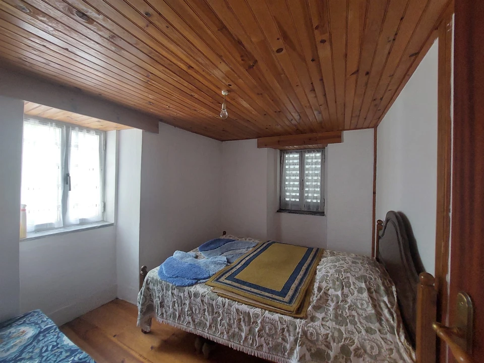 Moradia T2 para Venda em Vide e Cabeça Foto 4