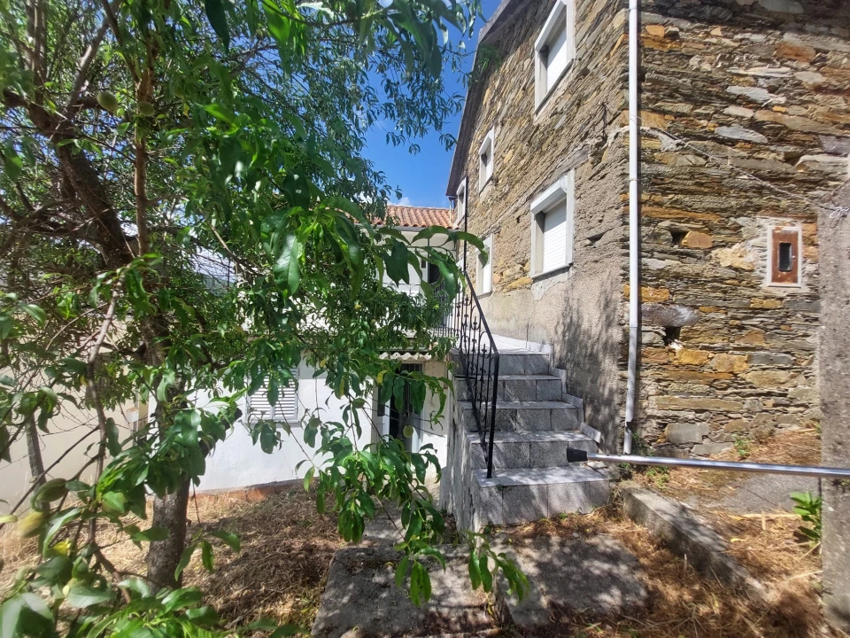 Moradia T2 para Venda em Vide e Cabeça Foto 10