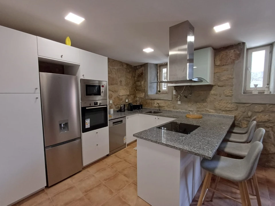 Moradia T4 para Venda em São Pedro e Santa Maria e Vila Boa do Mondego Foto 3