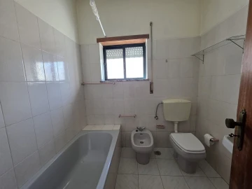 Apartamento T3 para Venda em Seia, São Romão e Lapa dos Dinheiros