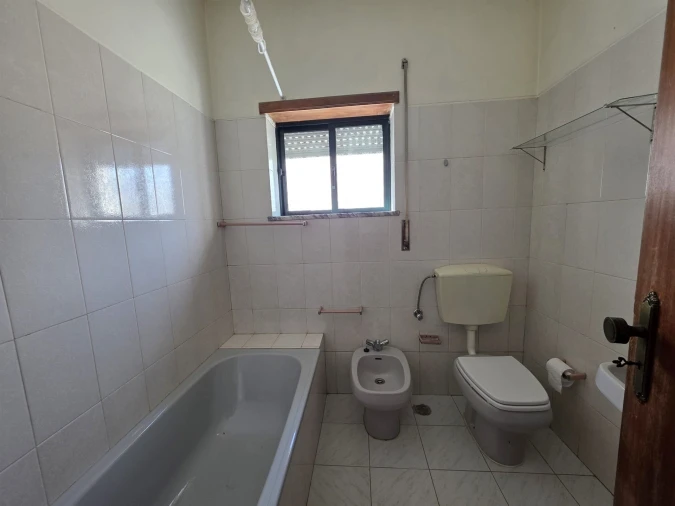 Apartamento T3 para Venda em Seia, São Romão e Lapa dos Dinheiros Foto 4