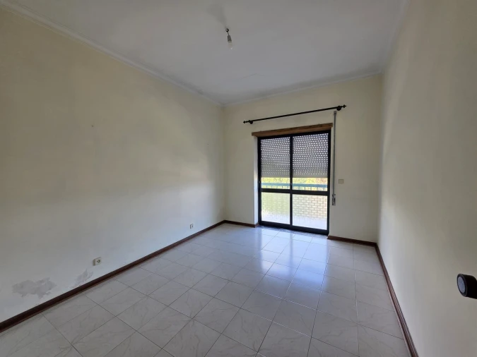 Apartamento T3 para Venda em Seia, São Romão e Lapa dos Dinheiros Foto 2
