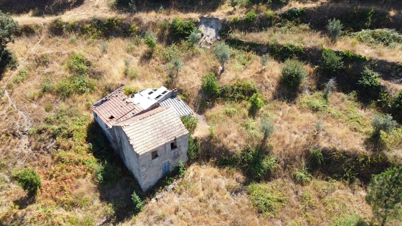Quinta T0 para Venda em Seia, São Romão e Lapa dos Dinheiros Foto 2