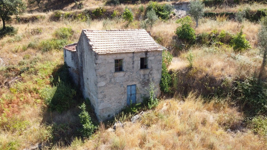 Quinta T0 para Venda em Seia, São Romão e Lapa dos Dinheiros