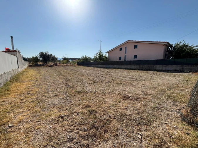 Terreno para Venda em Tourais e Lajes Foto 2