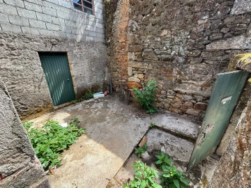 Moradia T2 para Venda em Sameice e Santa Eulália