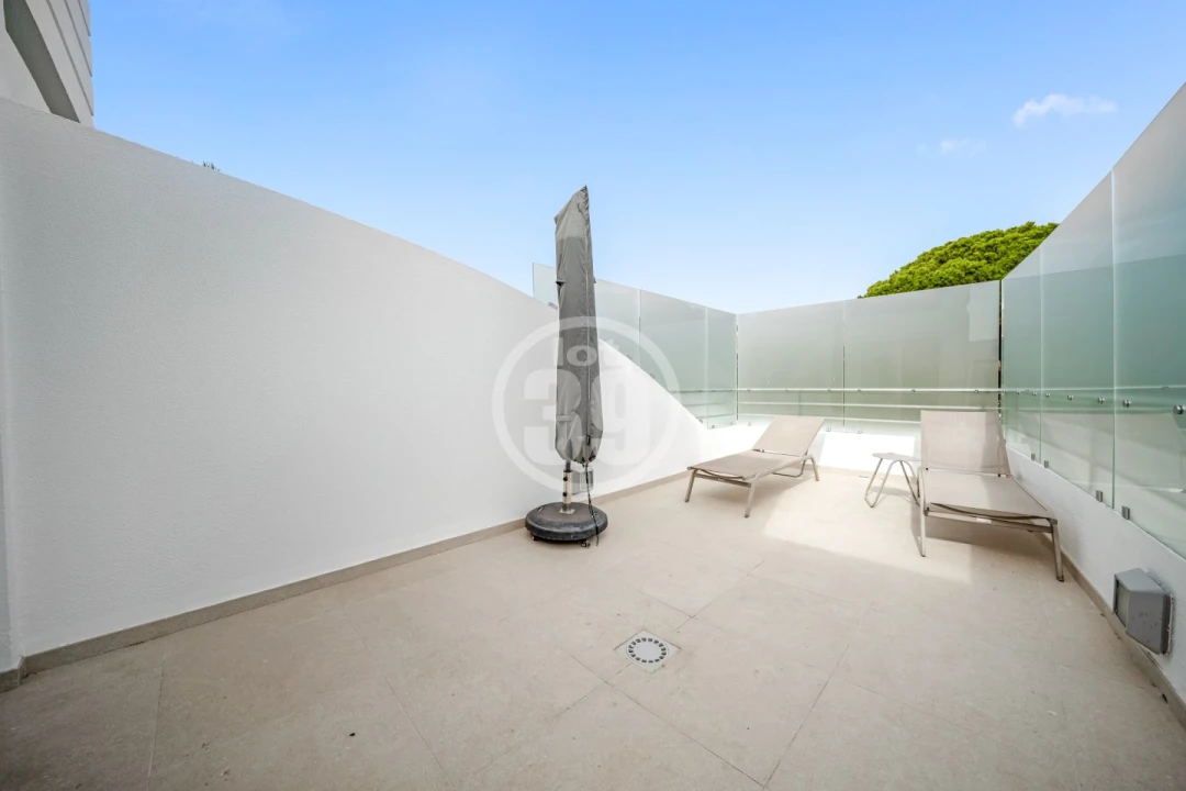 Apartamento T2 para Venda em Almancil Foto 14