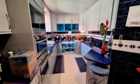 Moradia T4 para Venda em Quarteira