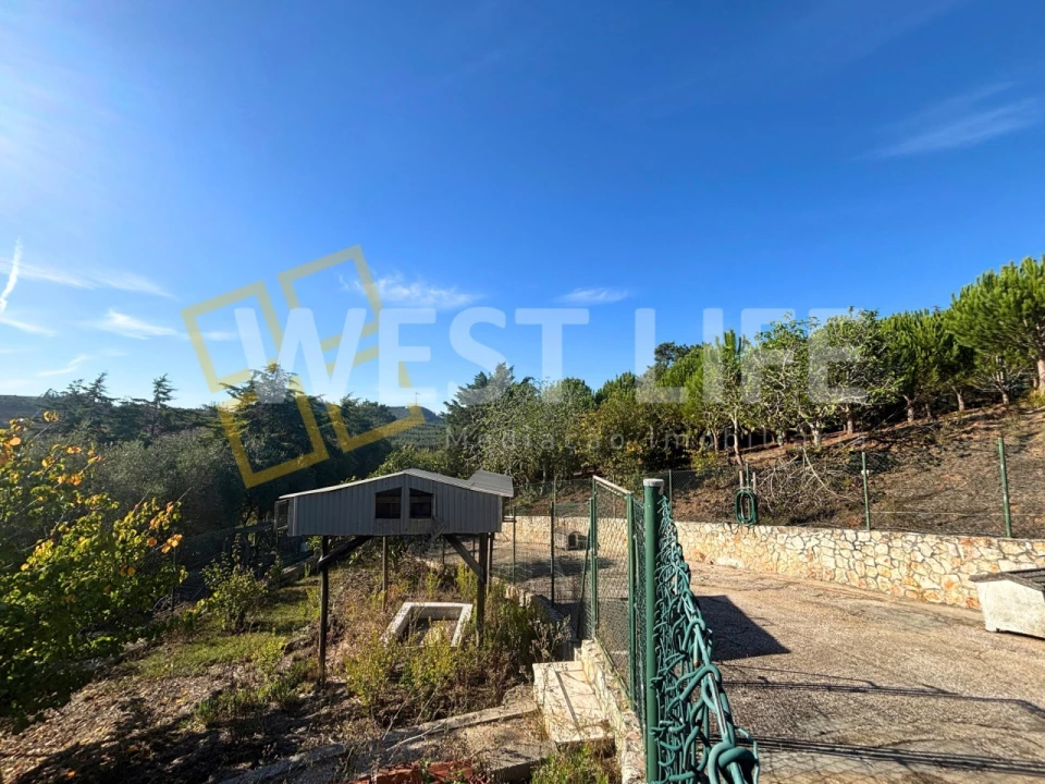 Moradia T4 para Venda em Azueira e Sobral da Abelheira Foto 36