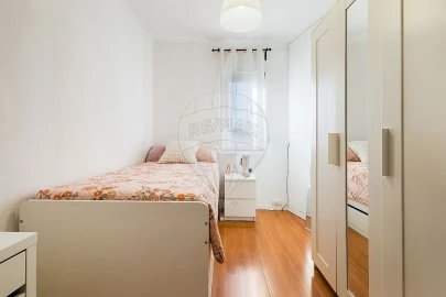 Apartamento T2 para Venda em Olivais