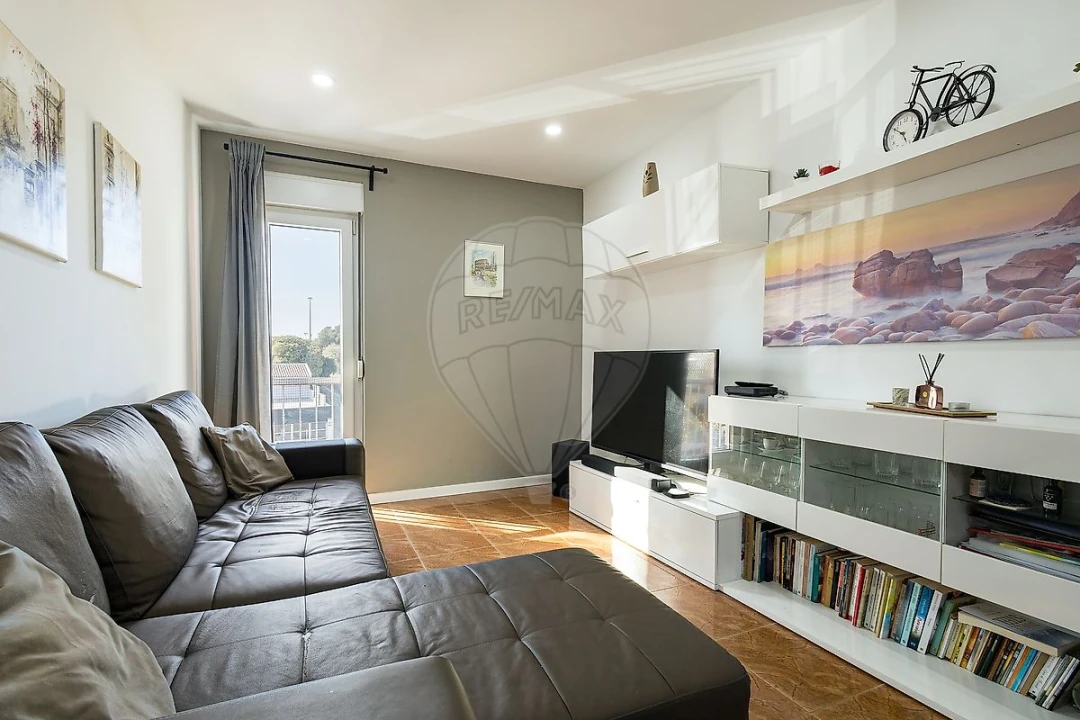 Apartamento T2 para Venda em Olivais Foto 2