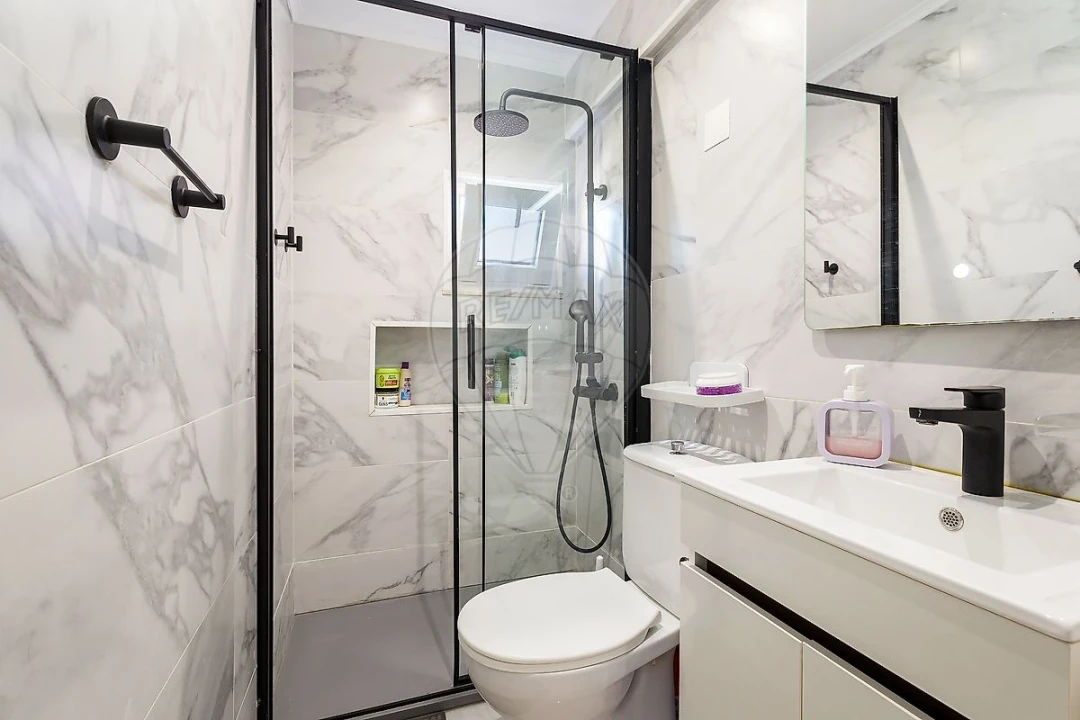 Apartamento T2 para Venda em Olivais Foto 8