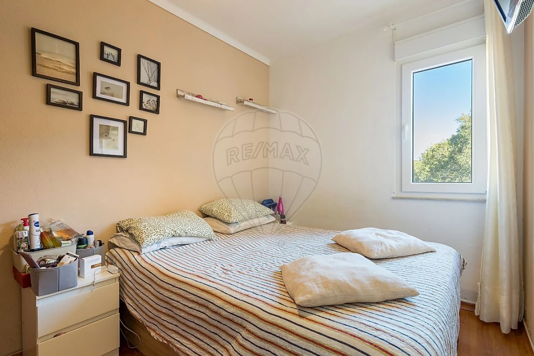 Apartamento T2 para Venda em Olivais Foto 9