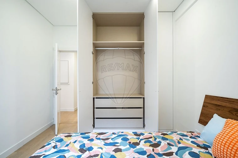 Apartamento T1 para Venda em Águas Livres Foto 12