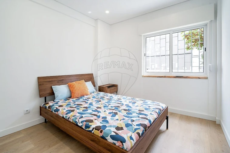 Apartamento T1 para Venda em Águas Livres Foto 9