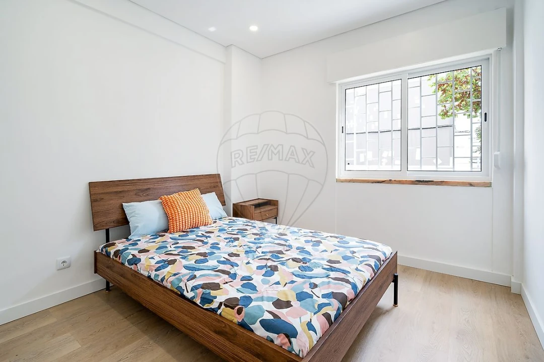 Apartamento T1 para Venda em Águas Livres Foto 9