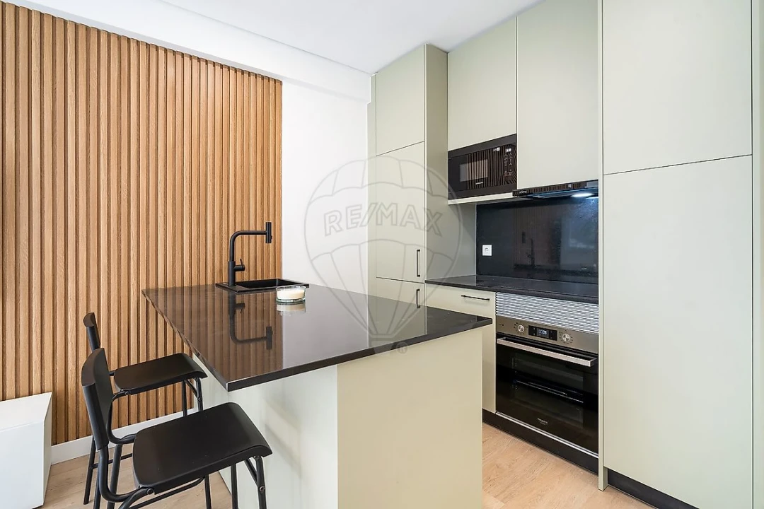 Apartamento T1 para Venda em Águas Livres Foto 6