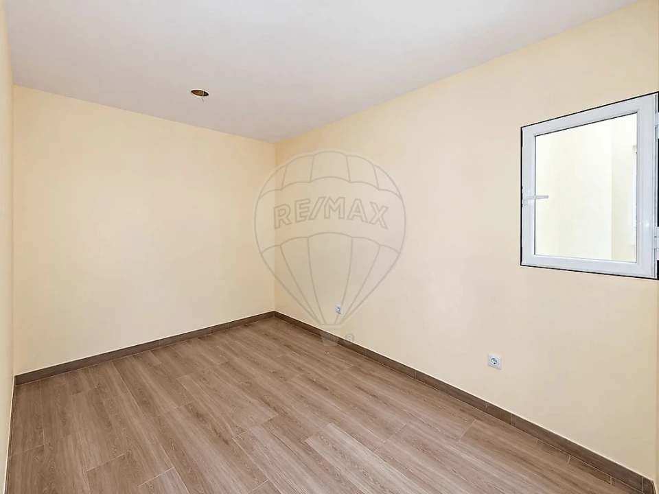 Moradia T2 para Arrendamento em Almeirim Foto 1