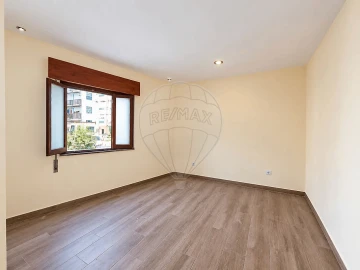 Moradia T2 para Arrendamento em Almeirim