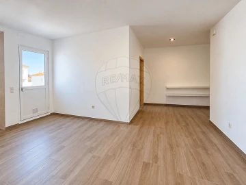 Moradia T2 para Arrendamento em Almeirim