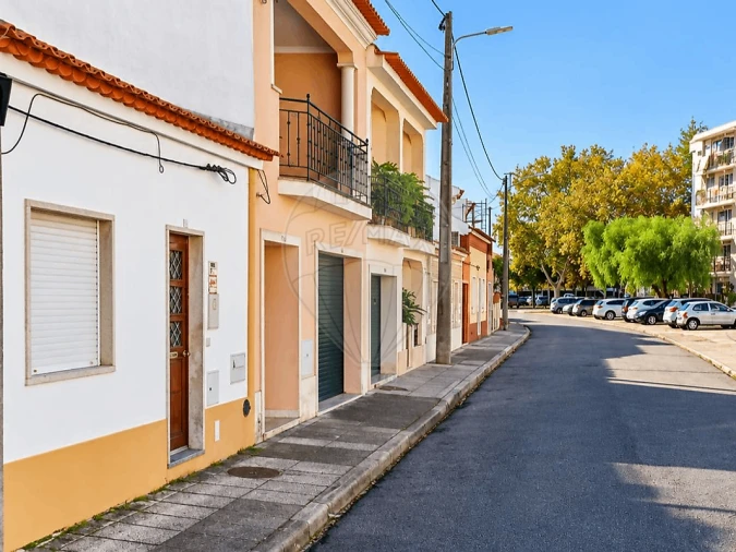 Moradia T2 para Arrendamento em Almeirim Foto 18