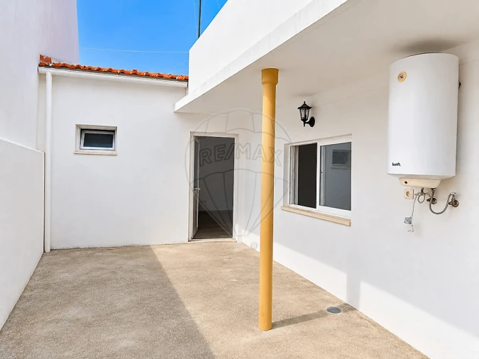 Moradia T2 para Arrendamento em Almeirim Foto 17