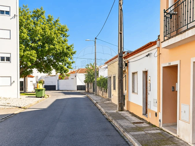 Moradia T2 para Arrendamento em Almeirim Foto 20