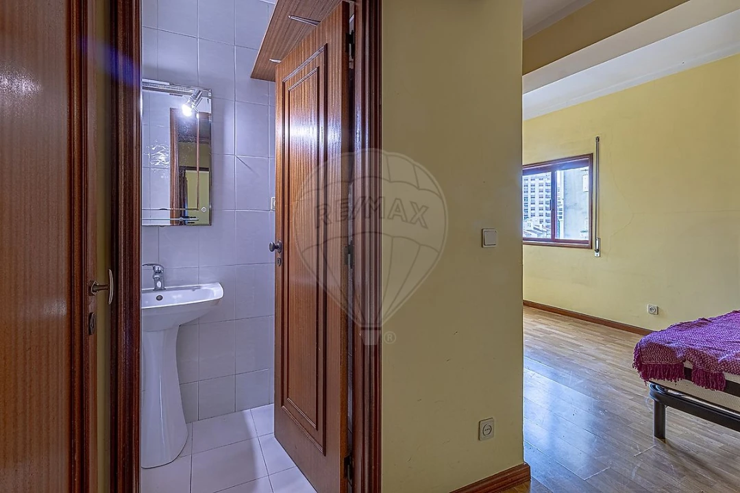 Apartamento T3 para Venda em Santa Marinha e São Pedro da Afurada Foto 10