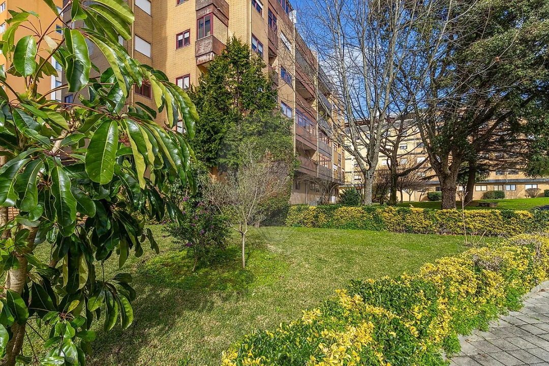 Apartamento T3 para Venda em Santa Marinha e São Pedro da Afurada Foto 2