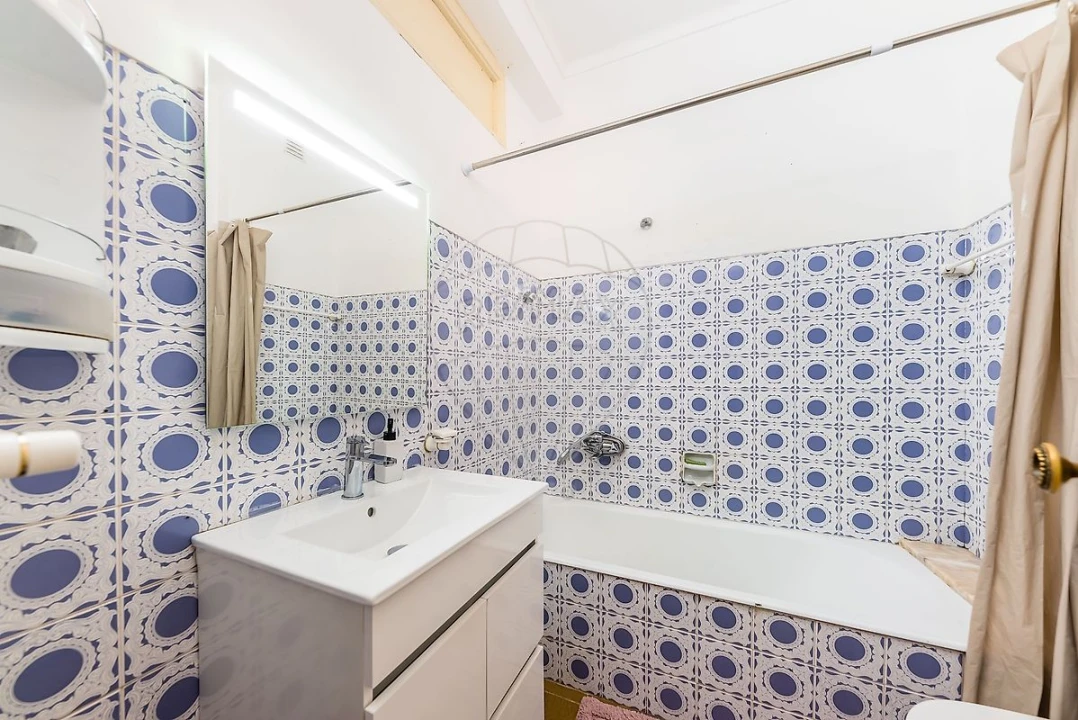 Apartamento T2 para Venda em Rio de Mouro Foto 21