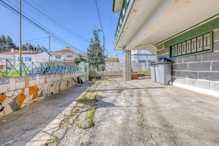 Moradia T3 para Venda em Serzedo e Perosinho Foto 31