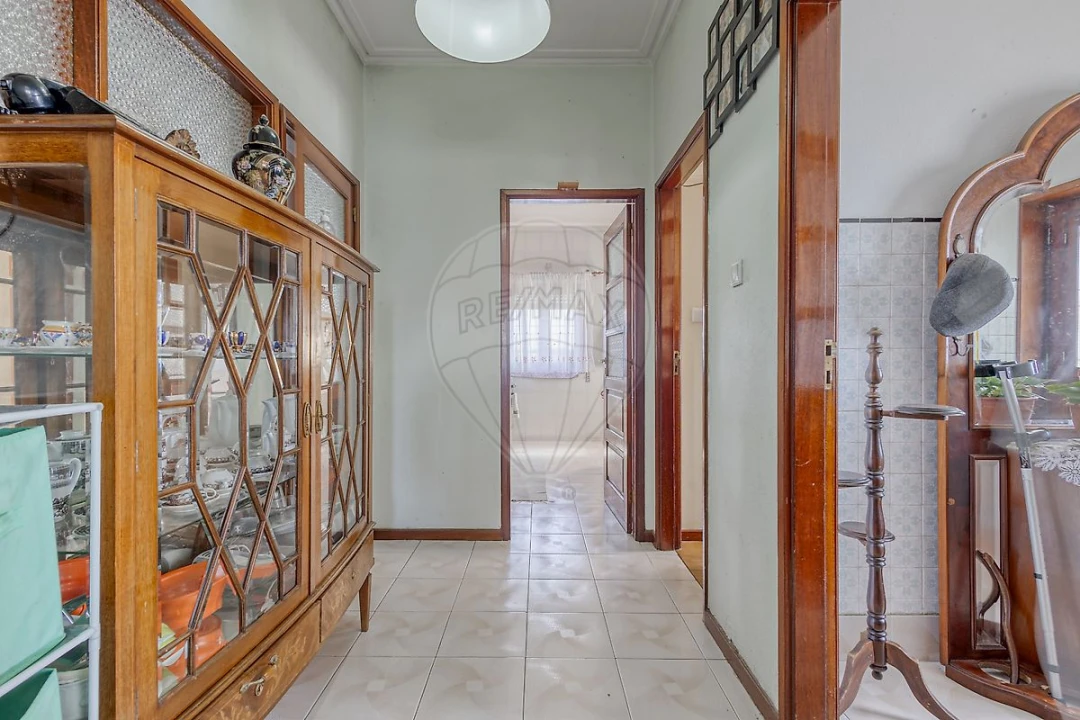 Moradia T3 para Venda em Serzedo e Perosinho Foto 17