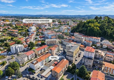 Loja para Venda em Gondomar (São Cosme), Valbom e Jovim