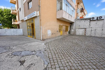 Loja para Venda em Gondomar (São Cosme), Valbom e Jovim